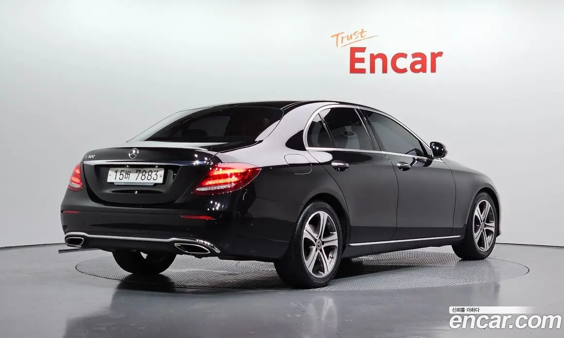 Mercedes-Benz E-Class 2018 2.0 автомат (гидро), фото 2 Mercedes-Benz E-Class 2018 2.0 автомат (гидро), фото 2