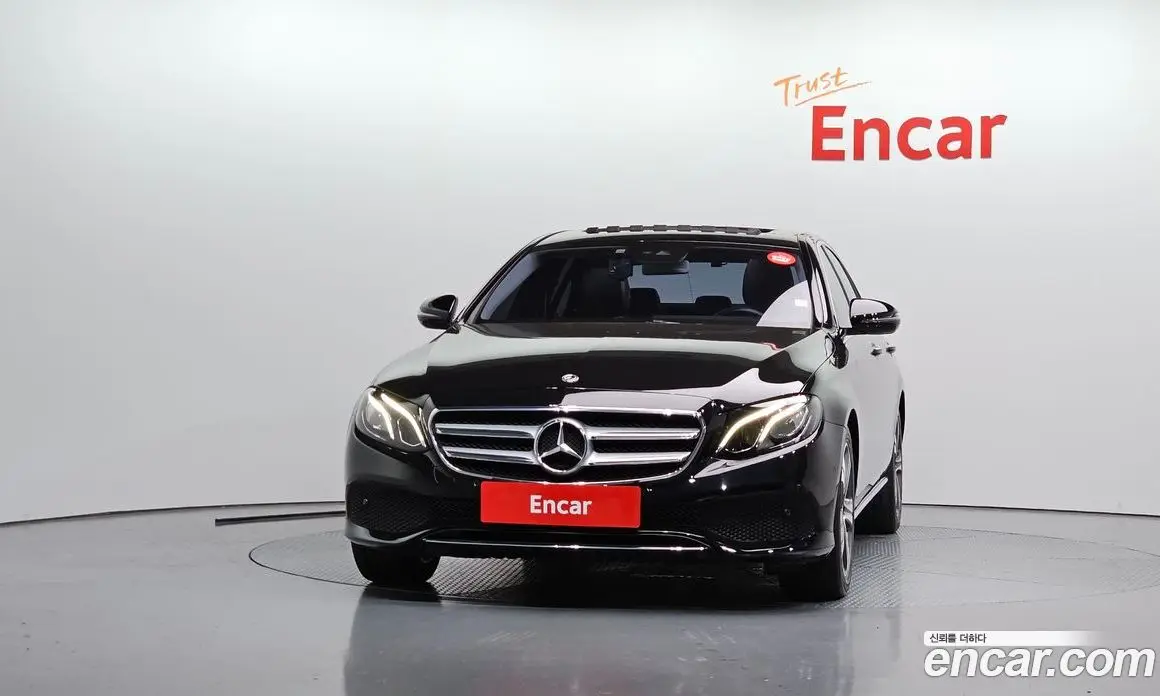 Mercedes-Benz E-Class 2018 2.0 автомат (гидро), фото 3 Mercedes-Benz E-Class 2018 2.0 автомат (гидро), фото 3