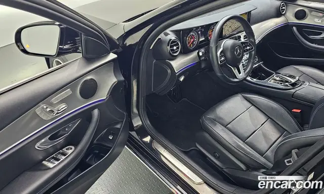 Mercedes-Benz E-Class 2018 2.0 автомат (гидро), миниатюра 10 Mercedes-Benz E-Class 2018 2.0 автомат (гидро), миниатюра 10