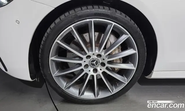 Mercedes-Benz E-Class 2020 2.0 автомат (гидро), миниатюра 5 Mercedes-Benz E-Class 2020 2.0 автомат (гидро), миниатюра 5