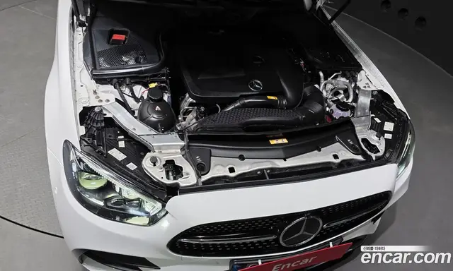 Mercedes-Benz E-Class 2020 2.0 автомат (гидро), миниатюра 6 Mercedes-Benz E-Class 2020 2.0 автомат (гидро), миниатюра 6