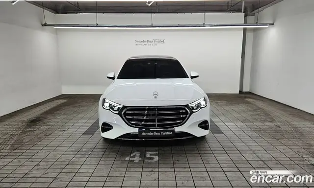 Mercedes-Benz E-Class 2024 2.0 автомат (гидро), миниатюра 3 Mercedes-Benz E-Class 2024 2.0 автомат (гидро), миниатюра 3
