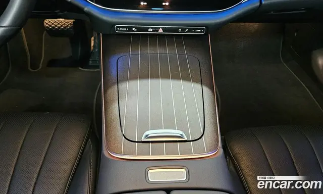 Mercedes-Benz E-Class 2024 2.0 автомат (гидро), миниатюра 9 Mercedes-Benz E-Class 2024 2.0 автомат (гидро), миниатюра 9