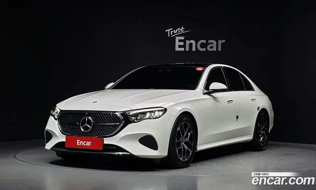 Mercedes-Benz E-Class 2024 2.0 автомат (гидро), миниатюра 1 Mercedes-Benz E-Class 2024 2.0 автомат (гидро), миниатюра 1