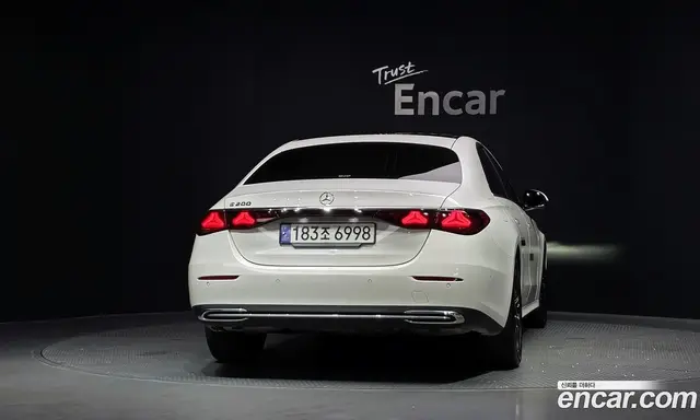 Mercedes-Benz E-Class 2024 2.0 автомат (гидро), миниатюра 4 Mercedes-Benz E-Class 2024 2.0 автомат (гидро), миниатюра 4