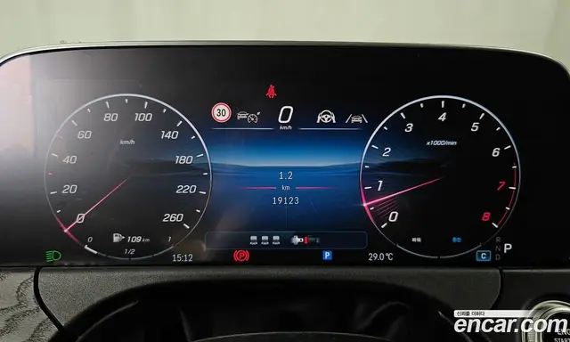 Mercedes-Benz E-Class 2025 2.0 автомат (гидро), миниатюра 11 Mercedes-Benz E-Class 2025 2.0 автомат (гидро), миниатюра 11