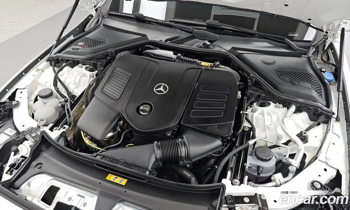 Mercedes-Benz E-Class 2025 2.0 автомат (гидро), фото 6 Mercedes-Benz E-Class 2025 2.0 автомат (гидро), фото 6