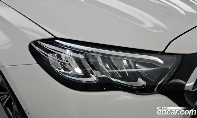 Mercedes-Benz E-Class 2025 2.0 автомат (гидро), миниатюра 8 Mercedes-Benz E-Class 2025 2.0 автомат (гидро), миниатюра 8