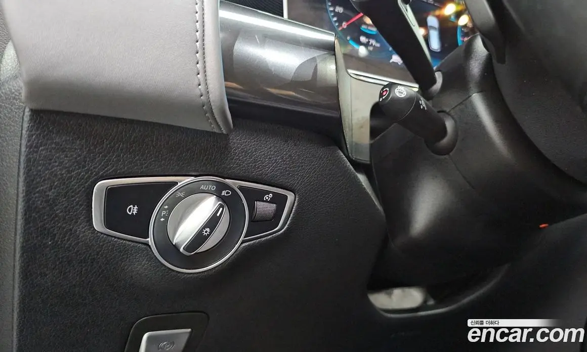 Mercedes-Benz EQC 2020 0.2 автомат (гидро), фото 17