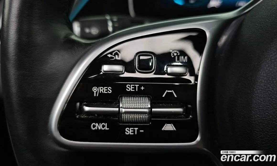 Mercedes-Benz EQC 2020 0.2 автомат (гидро), фото 18