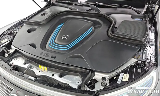Mercedes-Benz EQC 2020 0.2 автомат (гидро), миниатюра 6