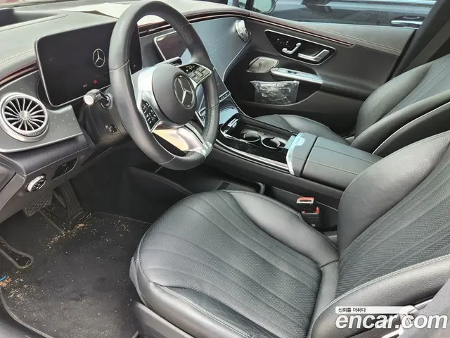 Mercedes-Benz EQE 2022 0.3 автомат (гидро), миниатюра 2 Mercedes-Benz EQE 2022 0.3 автомат (гидро), миниатюра 2