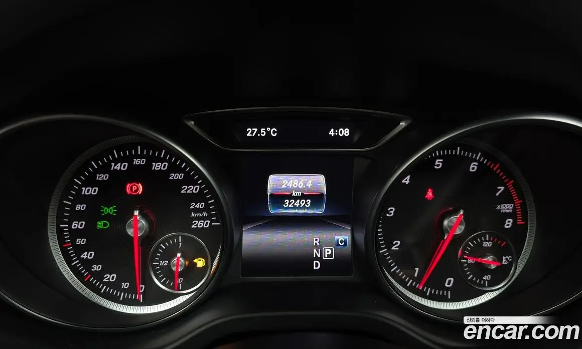Mercedes-Benz GLA-Class 2018 2.0 автомат (гидро), фото 11