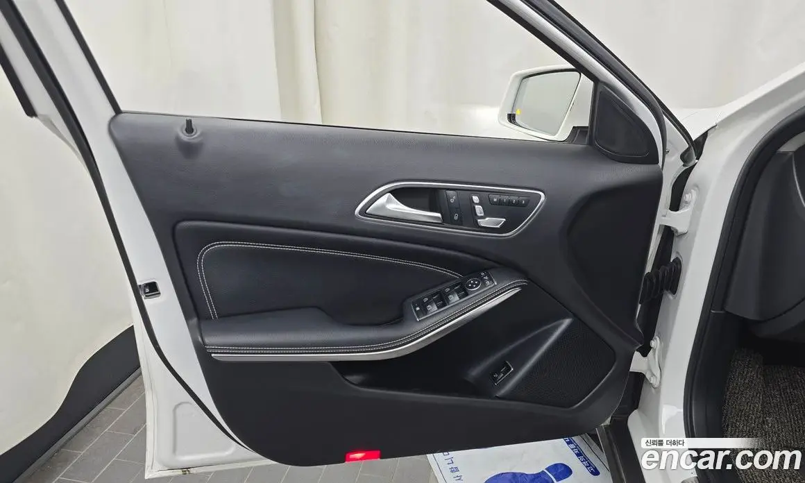 Mercedes-Benz GLA-Class 2018 2.0 автомат (гидро), фото 14