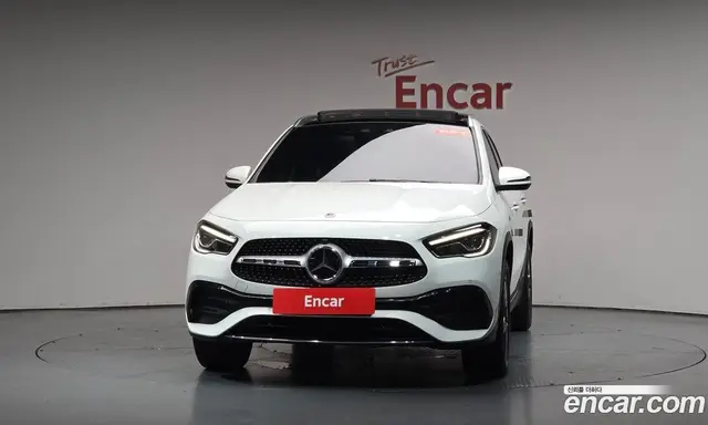 Mercedes-Benz GLA-Class 2021 2.0 автомат (гидро), миниатюра 2 Mercedes-Benz GLA-Class 2021 2.0 автомат (гидро), миниатюра 2