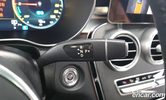 Mercedes-Benz GLC-Class 2021 2.0 автомат (гидро), миниатюра 9 Mercedes-Benz GLC-Class 2021 2.0 автомат (гидро), миниатюра 9
