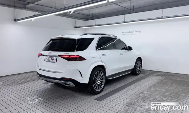 Mercedes-Benz GLE-Class 2024 3.0 автомат (гидро), миниатюра 2 Mercedes-Benz GLE-Class 2024 3.0 автомат (гидро), миниатюра 2