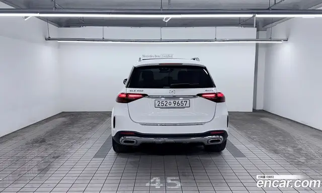 Mercedes-Benz GLE-Class 2024 3.0 автомат (гидро), миниатюра 4 Mercedes-Benz GLE-Class 2024 3.0 автомат (гидро), миниатюра 4