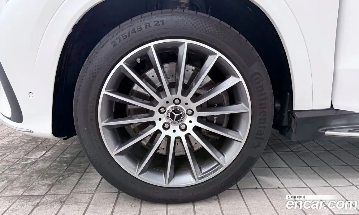 Mercedes-Benz GLE-Class 2024 3.0 автомат (гидро), фото 5 Mercedes-Benz GLE-Class 2024 3.0 автомат (гидро), фото 5