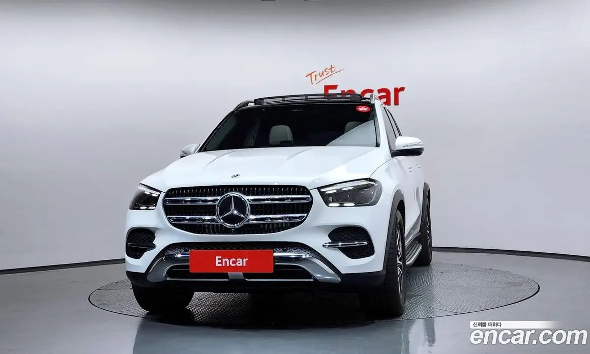 Mercedes-Benz GLE-Class 2026 2.0 автомат (гидро), фото 3 Mercedes-Benz GLE-Class 2026 2.0 автомат (гидро), фото 3