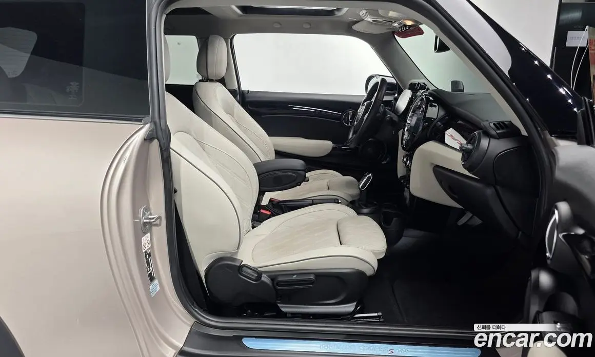 Mini Cooper 2022 2.0 автомат (гидро), фото 15 Mini Cooper 2022 2.0 автомат (гидро), фото 15