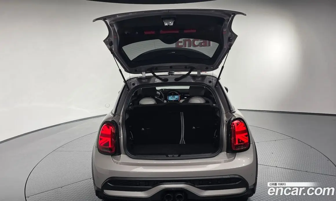 Mini Cooper 2022 2.0 автомат (гидро), фото 30 Mini Cooper 2022 2.0 автомат (гидро), фото 30