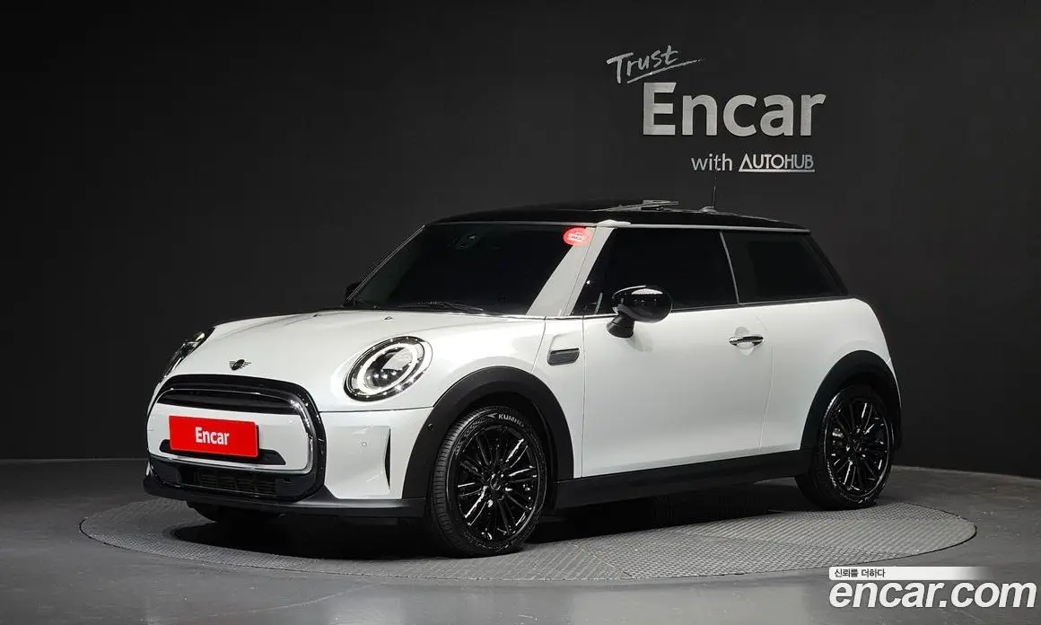 Mini Cooper 2023 1.5 автомат (гидро), фото 1 Mini Cooper 2023 1.5 автомат (гидро), фото 1