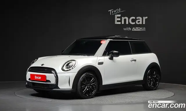 Mini Cooper 2023 1.5 автомат (гидро), миниатюра 1 Mini Cooper 2023 1.5 автомат (гидро), миниатюра 1