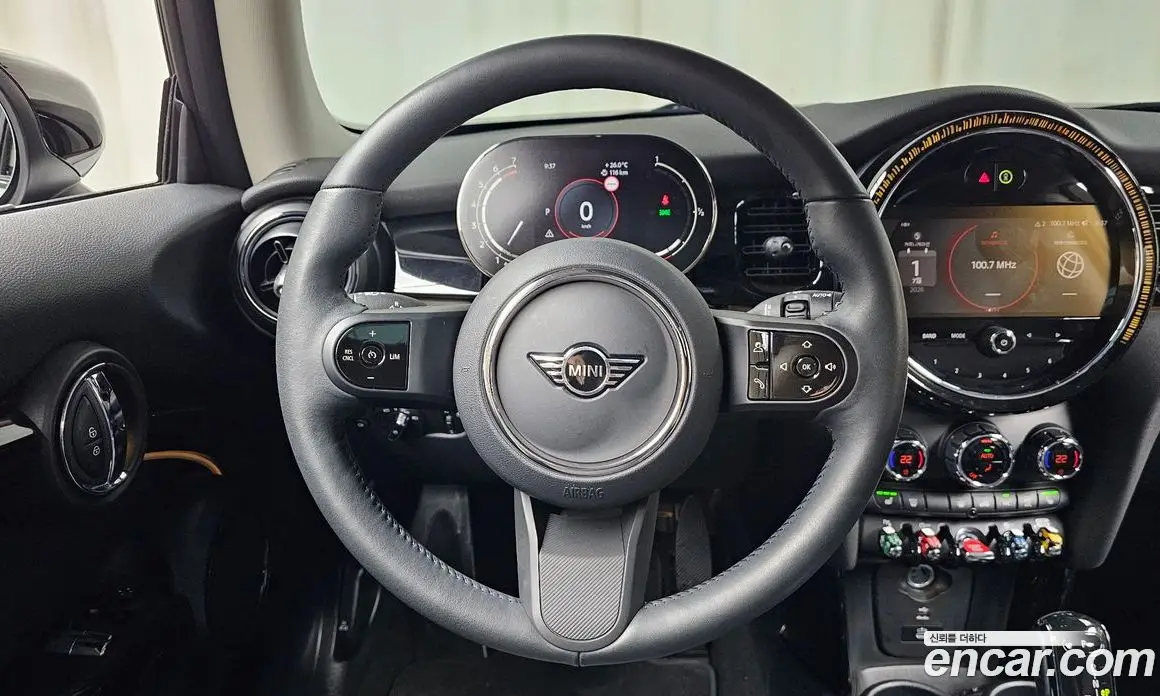 Mini Cooper 2023 1.5 автомат (гидро), фото 19 Mini Cooper 2023 1.5 автомат (гидро), фото 19