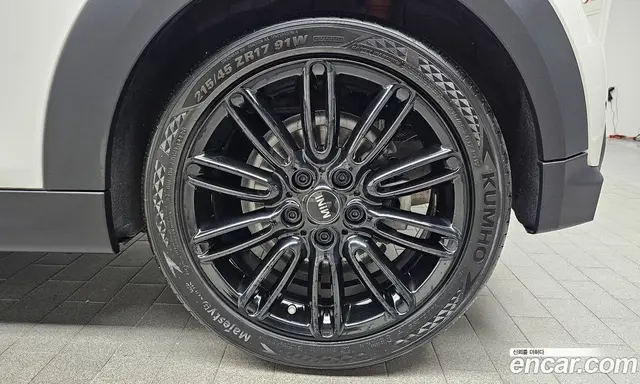 Mini Cooper 2023 1.5 автомат (гидро), миниатюра 7 Mini Cooper 2023 1.5 автомат (гидро), миниатюра 7