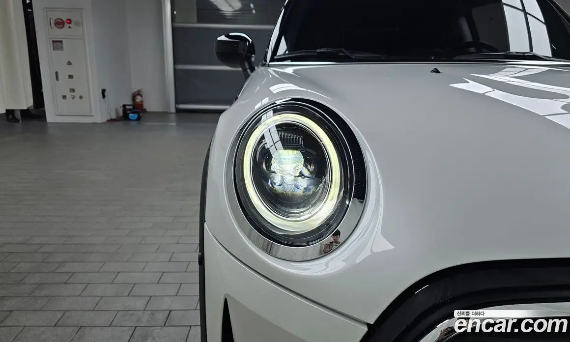Mini Cooper 2023 1.5 автомат (гидро), фото 8 Mini Cooper 2023 1.5 автомат (гидро), фото 8