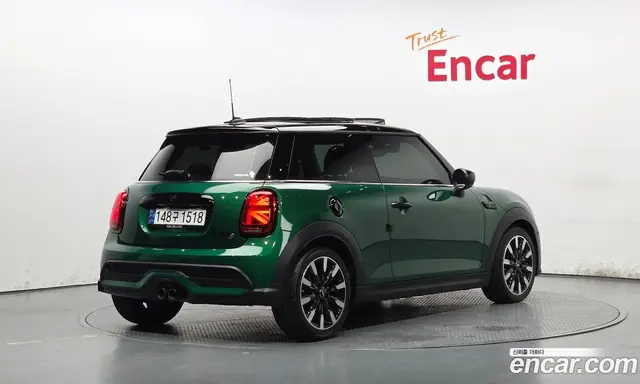 Mini Cooper 2023 2.0 автомат (гидро), миниатюра 2