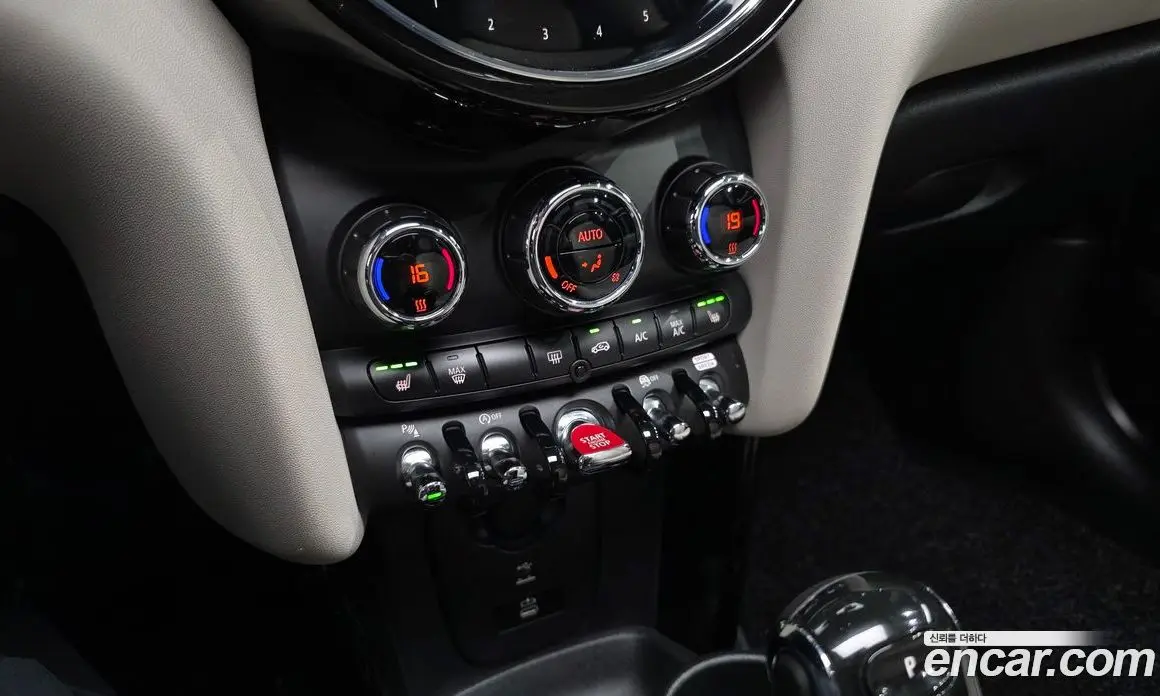 Mini Cooper 2023 2.0 автомат (гидро), фото 16