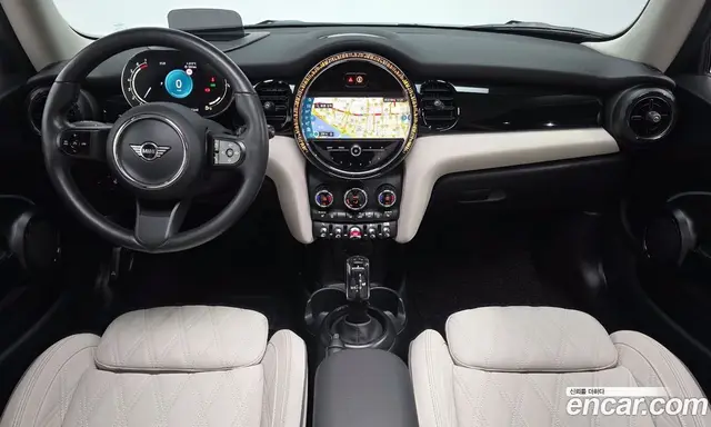 Mini Cooper 2023 2.0 автомат (гидро), миниатюра 7