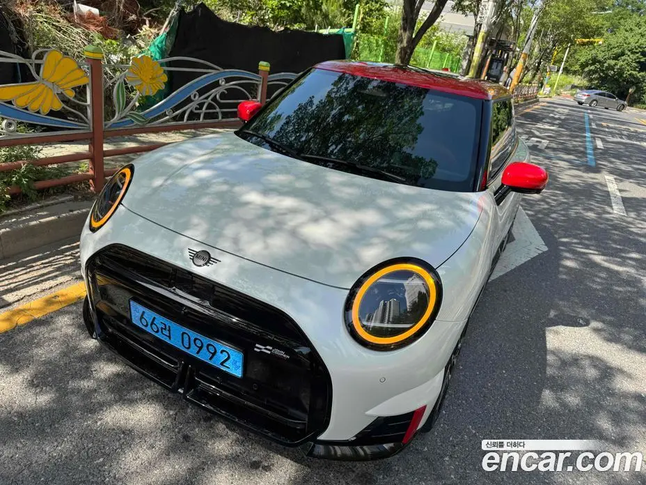 Mini Cooper 2025 0.1 автомат (гидро), фото 1 Mini Cooper 2025 0.1 автомат (гидро), фото 1