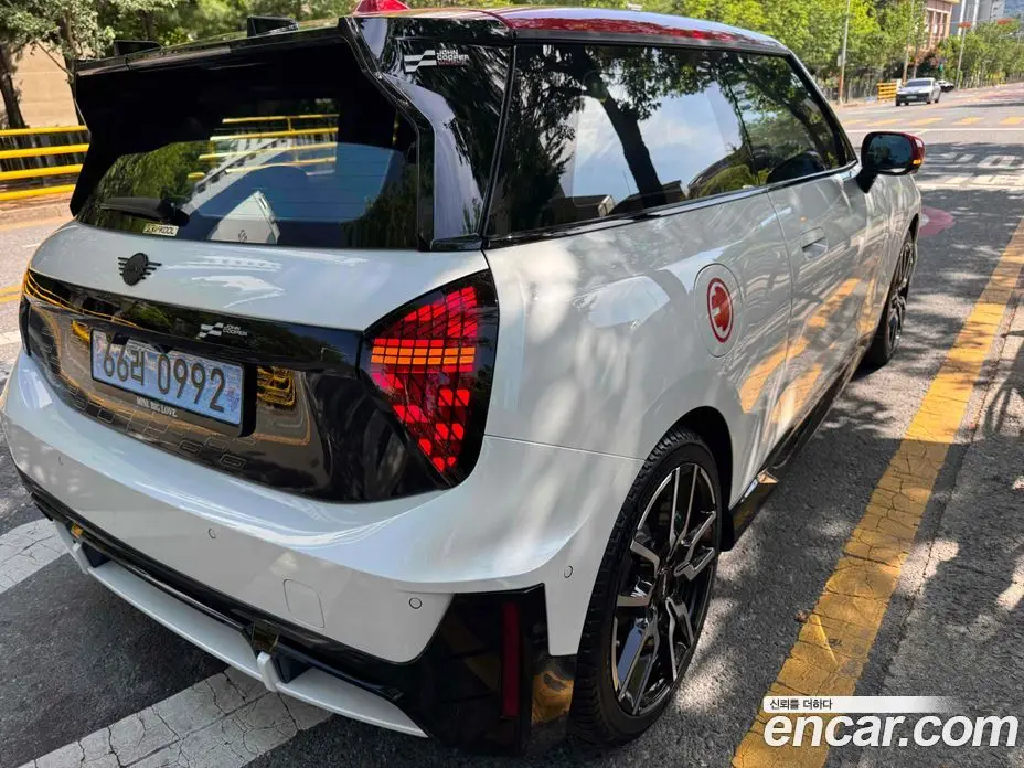 Mini Cooper 2025 0.1 автомат (гидро), фото 2 Mini Cooper 2025 0.1 автомат (гидро), фото 2