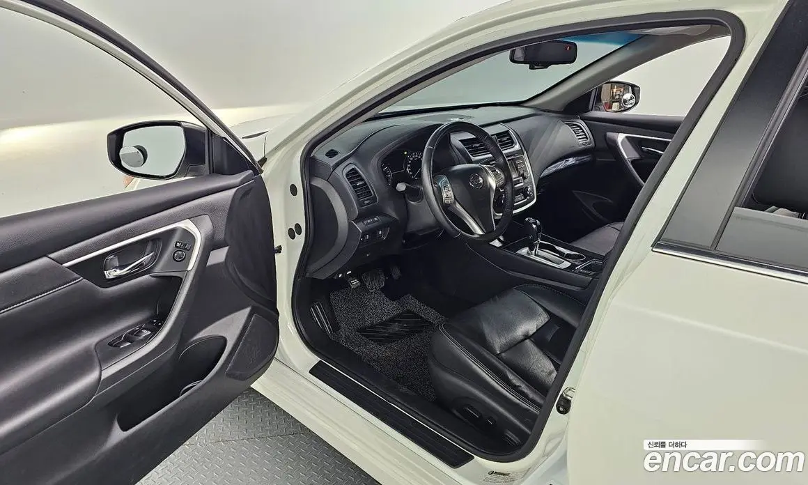 Nissan Altima 2017 2.5 автомат (гидро), фото 13 Nissan Altima 2017 2.5 автомат (гидро), фото 13