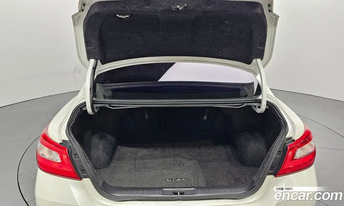 Nissan Altima 2017 2.5 автомат (гидро), фото 27 Nissan Altima 2017 2.5 автомат (гидро), фото 27
