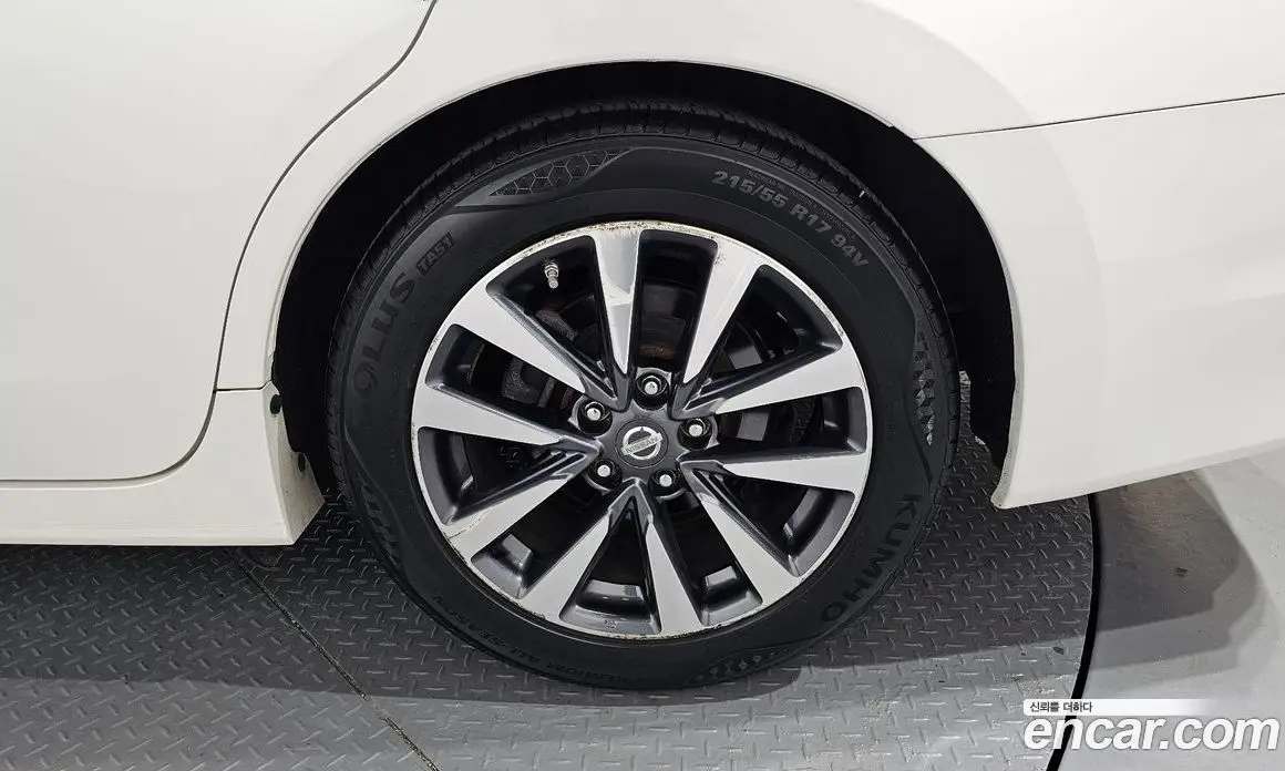 Nissan Altima 2017 2.5 автомат (гидро), фото 7 Nissan Altima 2017 2.5 автомат (гидро), фото 7
