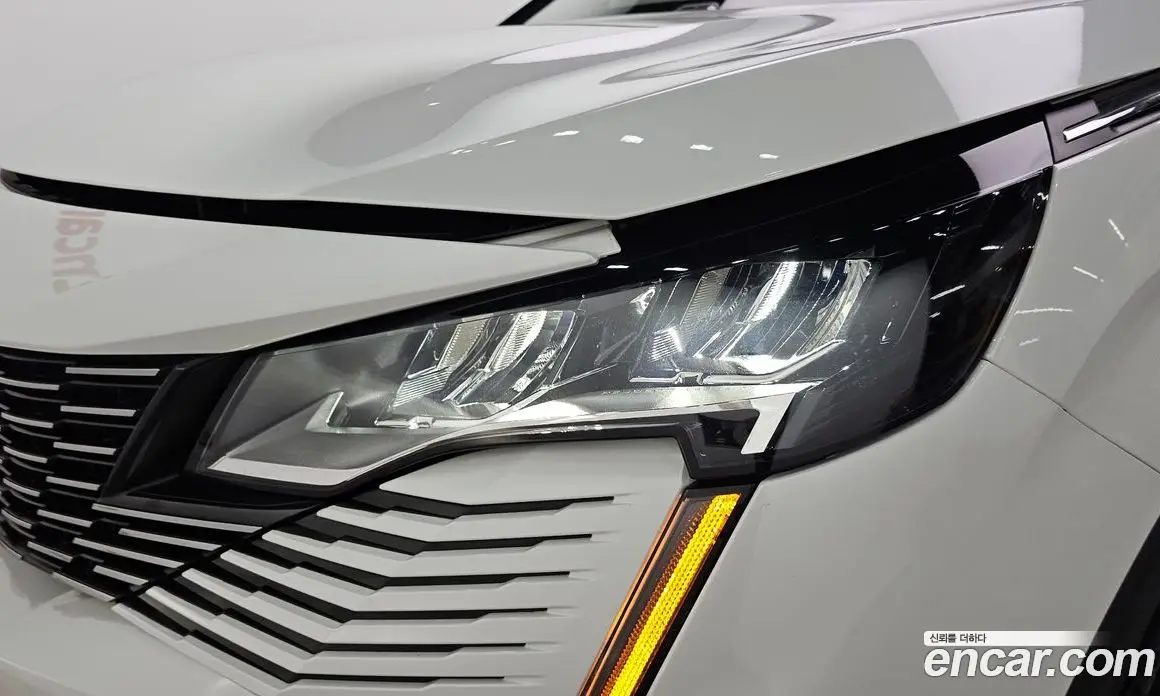 Peugeot 3008 2024 1.2 автомат (гидро), фото 8