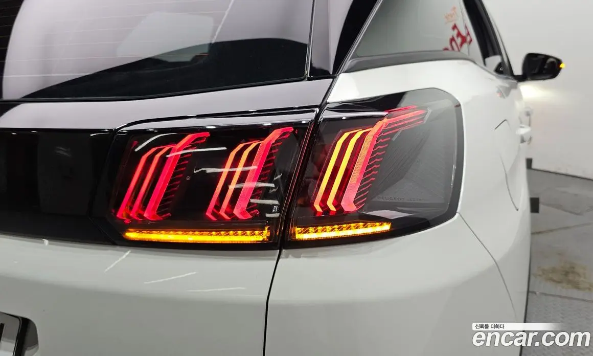 Peugeot 3008 2024 1.2 автомат (гидро), фото 9