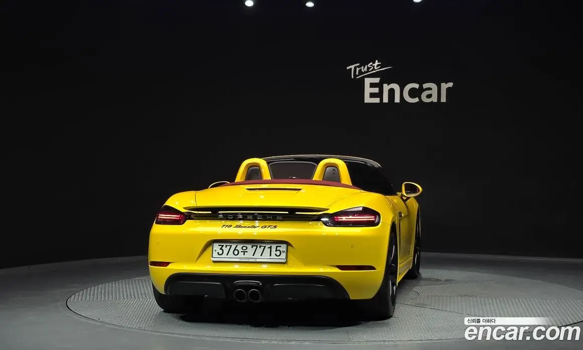 Porsche 718 2018 2.5 автомат (гидро), фото 3 Porsche 718 2018 2.5 автомат (гидро), фото 3