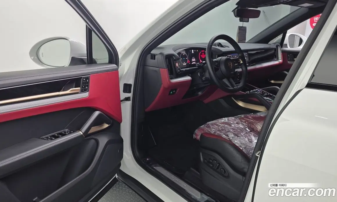 Porsche Cayenne 2024 3.0 автомат (гидро), фото 10