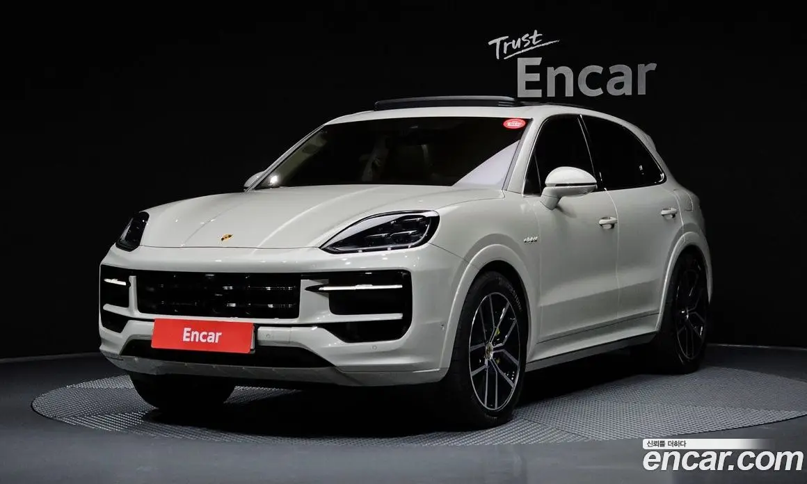 Porsche Cayenne 2024 3.0 автомат (гидро), фото 1 Porsche Cayenne 2024 3.0 автомат (гидро), фото 1
