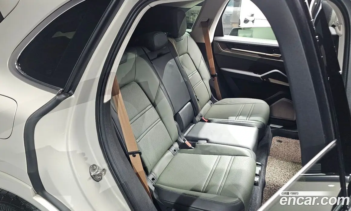 Porsche Cayenne 2024 3.0 автомат (гидро), фото 11 Porsche Cayenne 2024 3.0 автомат (гидро), фото 11