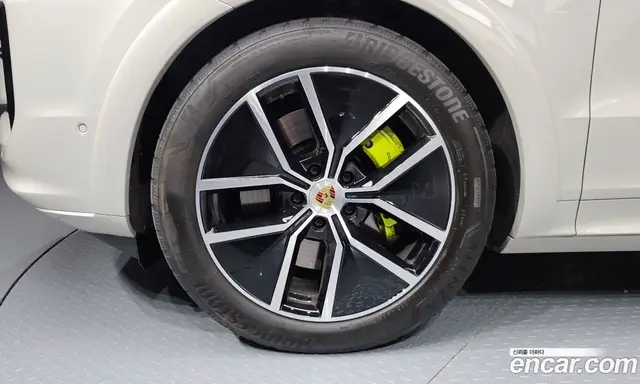 Porsche Cayenne 2024 3.0 автомат (гидро), миниатюра 5 Porsche Cayenne 2024 3.0 автомат (гидро), миниатюра 5