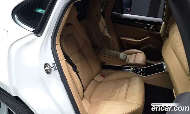 Porsche Panamera 2018 3.0 автомат (гидро), миниатюра 11 Porsche Panamera 2018 3.0 автомат (гидро), миниатюра 11
