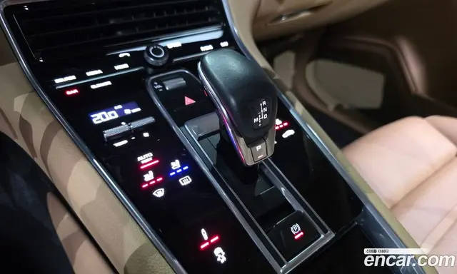 Porsche Panamera 2018 3.0 автомат (гидро), миниатюра 9 Porsche Panamera 2018 3.0 автомат (гидро), миниатюра 9
