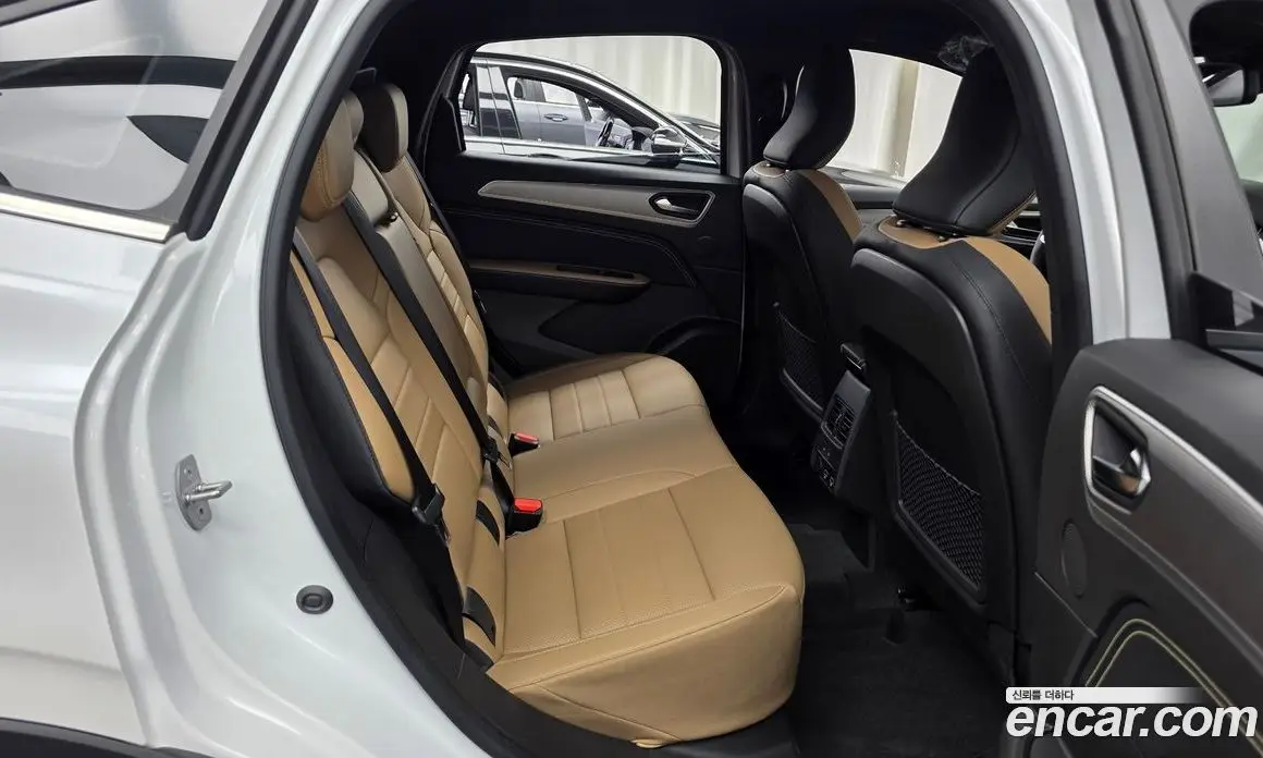 Renault (Samsung) Arkana 2025 1.6 автомат (гидро), фото 18 Renault (Samsung) Arkana 2025 1.6 автомат (гидро), фото 18