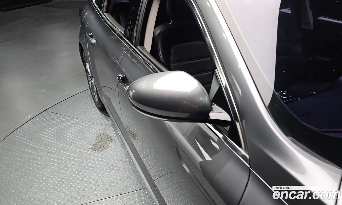 Renault (Samsung) SM6 2018 1.6 автомат (гидро), фото 30 Renault (Samsung) SM6 2018 1.6 автомат (гидро), фото 30